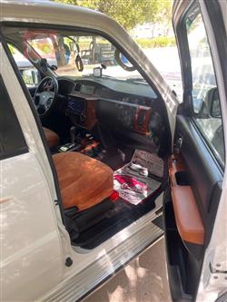 نیسان پاترۆل سەفاری